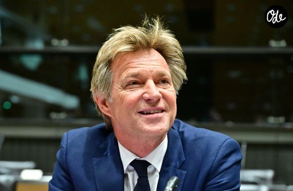 Il n'est quasiment jamais là le week-end

Audition de Laurent Delahousse, journaliste et présentateur de télévision, par la commission d'enquête "Audiovisuel public" à l'Assemblée Nationale à Paris, France, le 2 février 2026. © Christian Liewig/Bestimage