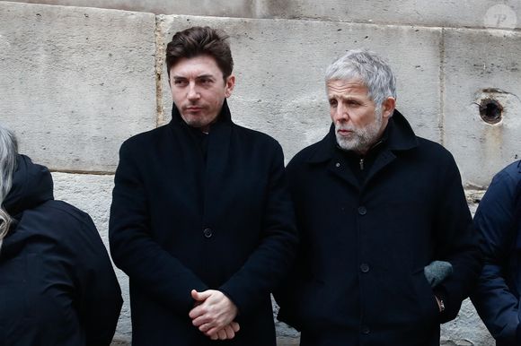 Stéphane Guillon - Sorties des obsèques de Niels Arestrup à l'Église Saint-Roch à Paris. Le 10 décembre 2024
© Christophe Clovis / Bestimage