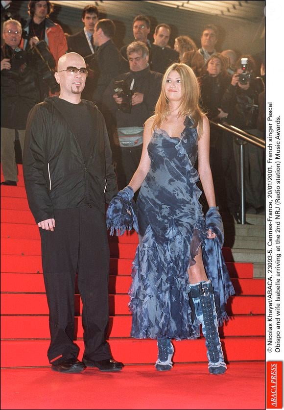 20/01/2001. Le chanteur français Pascal Obispo et son épouse Isabelle arrivent à la 2e édition des NRJ (Radio station) Music Awards. © Nicolas Khayat/ABACA