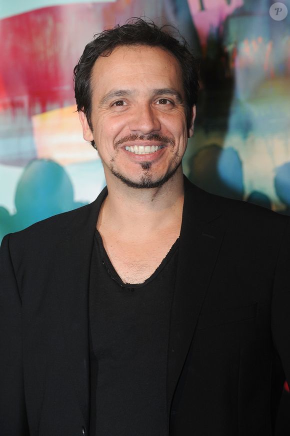 Alexandre Astier arrive sur le tapis rouge de la cérémonie de clôture du 15 Festival De La Fiction Tv de La Rochelle le 14 septembre 2013. © Agence / Bestimage