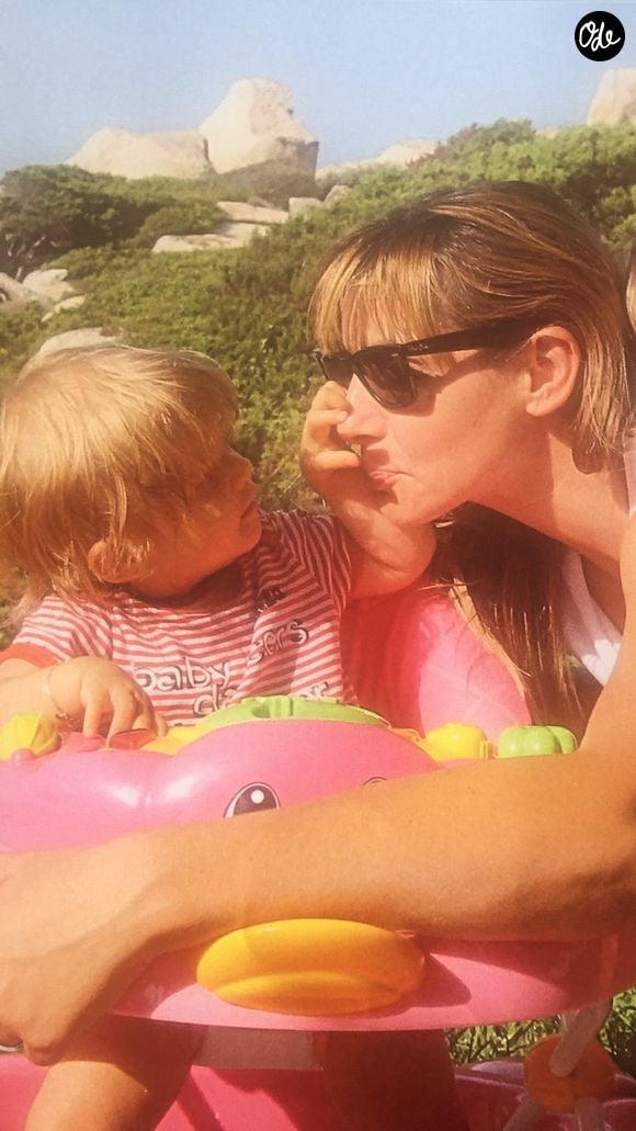 Les 20 ans de leur fille Luisa qu'elle a eus le 16 août 2026

Clotilde Courau partage une photo de sa fille Luisa enfant à l'occasion de son 20e anniversaire.