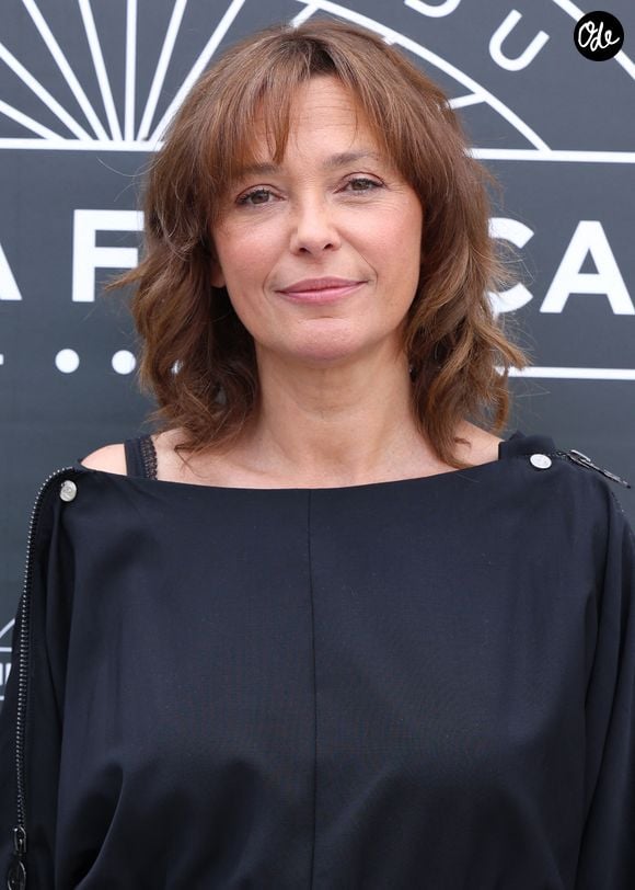 Exclusif - Sandrine Quetier lors du photocall de la cérémonie de clôture de la 5e édition du Festival du Cinéma Français & Gastronomie (7e art et gastronomie), à Aix-les-Bains, en France, le 6 juin 2026. © Denis Guignebourg/Bestimage