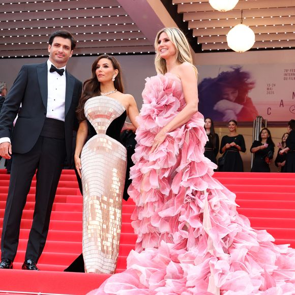 Carlos Sainz Jr., Eva Longoria (Bijoux Pasquale Bruni), Heidi Klum - Montée des marches du film « Partir un jour » pour la cérémonie d’ouverture du 78ème Festival International du Film de Cannes, au Palais des Festivals à Cannes. Le 13 mai 2025
© Jacovides-Moreau / Bestimage