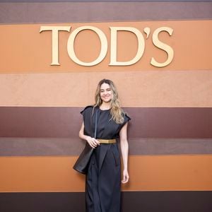 Par le passé, Shailene Woodley était ​​en couple avec Aaron Rodgers, une star du football américain. 

Shailene Woodley - Photocall du défilé Tod's lors de la Fashion Week de Milan (MFW), à Milan, Italie, le 28 février 2025. © Max Montingelli/SGP/Bestimage