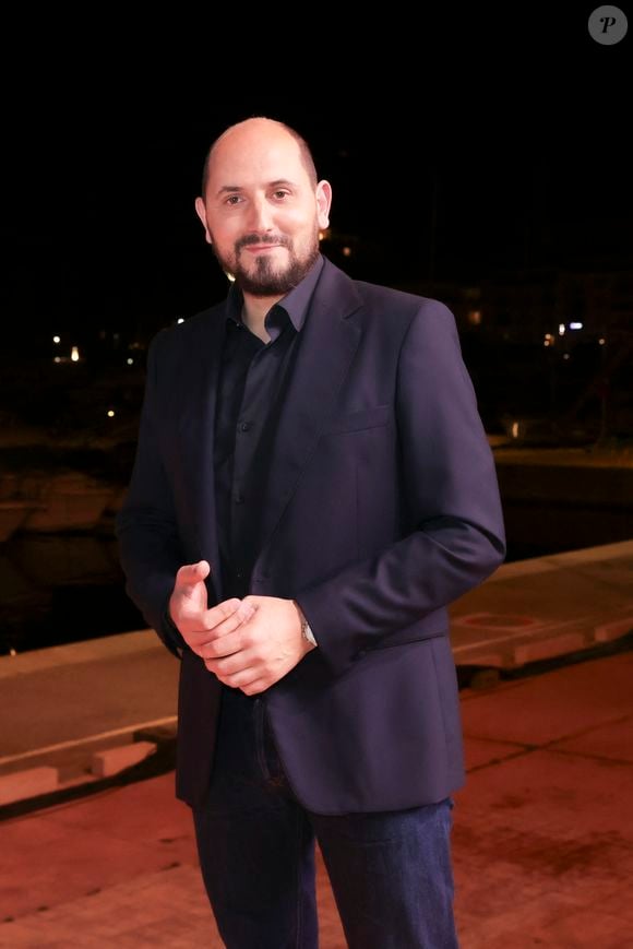 Exclusif - Karim Rissouli pose en marge de l'émission "C ce Soir" lors du 77ème Festival International du Film de Cannes le 23 mai 2024. © Jack Tribeca / Bestimage