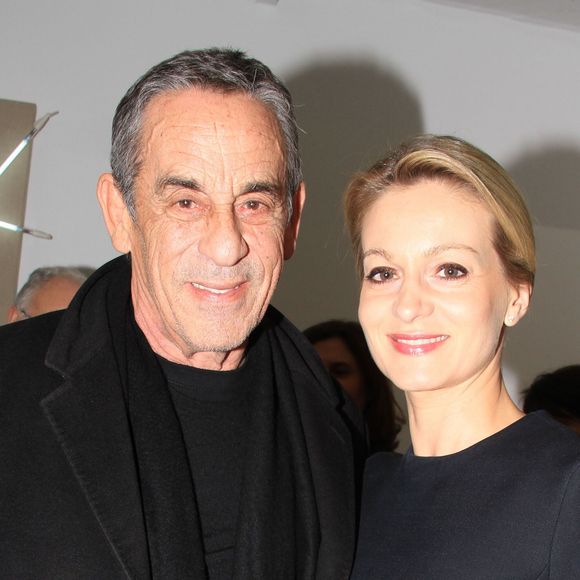 Exclusif - Thierry Ardisson et sa femme Audrey Crespo-Mara - Soirée de lancement du livre de Florence Belkacem (Coccinelle) à la galerie Kamel Mennour à Paris le 12 mars 2020. © Philippe Baldini/Bestimage