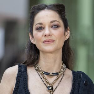 Marion Cotillard au défilé Chanel au Grand Palais, "Collection Haute Couture Printemps/Eté 2025" lors de la Fashion Week de Paris (PFW), le 28 janvier 2025. 
© Olivier Borde / Bestimage