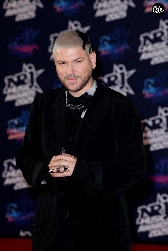 Mosimann au photocall de la 27ème édition des NRJ Music Awards au palais des Festivals de Cannes, France, le 31 octobre 2025. © Dominique Jacovides/Bestimage
