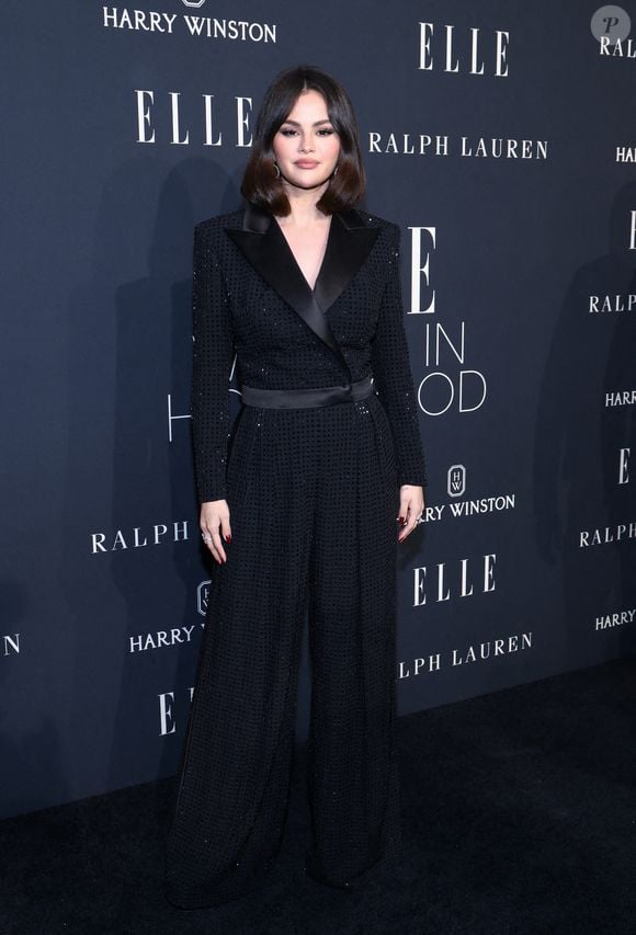 Selena Gomez arrive à la célébration des femmes d'Hollywood organisée par ELLE au Four Seasons Hotel - Los Angeles at Beverly Hills le 19 novembre 2024 à Los Angeles, CA, États-Unis. Photo by Mark Von Holden/AFF/ABACAPRESS.COM