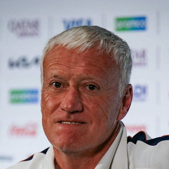 Direction Cap-d'Ail, la sublime commune voisine de Monaco, où le couple Deschamps a fait l'acquisition d'une magnifique villa en 2001. 

Conference de presse match France vs Espagne - Coupe du monde 2026 - 13/07/2026 - Didier Deschamps, head coach of France © Imago / PsnewZ / Bestimage
