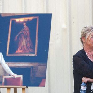 ""J'ai pu lui dire qu'elle aurait dû m'en parler, on a pu parler de beaucoup de choses, c'est assez étonnant comme moment"

Marina Carrère d'Encausse (Fille de la défunte) - Obsèques de l'académicienne Hélène Carrère d'Encausse en l'église Saint-Germain-des-Près à Paris. Le 11 août 2023