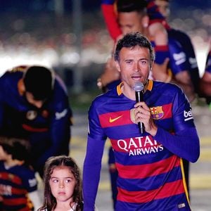 Luis Enrique et sa fille Xana - FC Barcelone s'est imposé 2-0 face au FC Séville et remporte la Coupe du Roi pour la deuxième année consécutive. Barcelone. Photo : GTRES / BESTIMAGE
