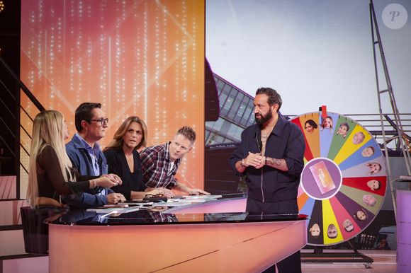 Exclusif - Olivier Dartigolles, Valérie Benaim, Matthieu Delormeau, Cyril Hanouna, sur le plateau de  TBT9 présenté par C.Hanouna, et diffusé en direct sur W9, Paris, France, le 08 octobre 2025. © Jack Tribeca / Bestimage