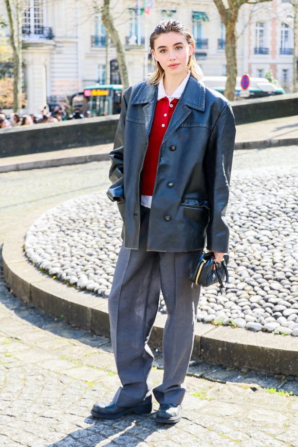 Vittoria de Savoie aux arrivées au défilé Miu Miu Collection Femme Prêt-à-Porter Automne/Hiver 2026-2027 lors de la Fashion Week de Paris (PFW) au palais d'lena conseil Economique, social et environnemental, à Paris, France, le 10 mars 2026. © Denis Guignebourg/Bestimage