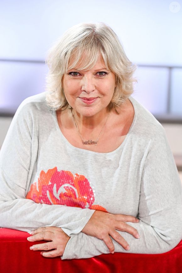 Info - L’animatrice Laurence Boccolini quitte France Télévisions - Exclusif - Laurence Boccolini lors de l'enregistrement de l'émission Vivement dimanche présentée par M.Drucker aux studios Rive Gauche, à Paris, France, le 1er octobre 2025. Diffusion sur France 3 le 9 novembre 2025. © Guillaume Gaffiot/Bestimage