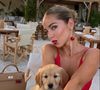 Maddy Burciaga et Benjamin Samat ont quitté précipitamment Dubaï pour s'envoler vers l'île Maurice avec leur jeune fils.

Maddy prend la pose avec son chien.