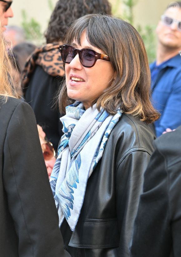 Alexia Laroche-Joubert - Sorties des obsèques de Loana Petrucciani dans la cathédrale Sainte-Réparate à Nice le 10 avril 2026. L'ancienne star de téléréalité a été retrouvée morte dans son appartement niçois par les autorités, le 25 mars dernier. © Bruno Bebert/Bestimage