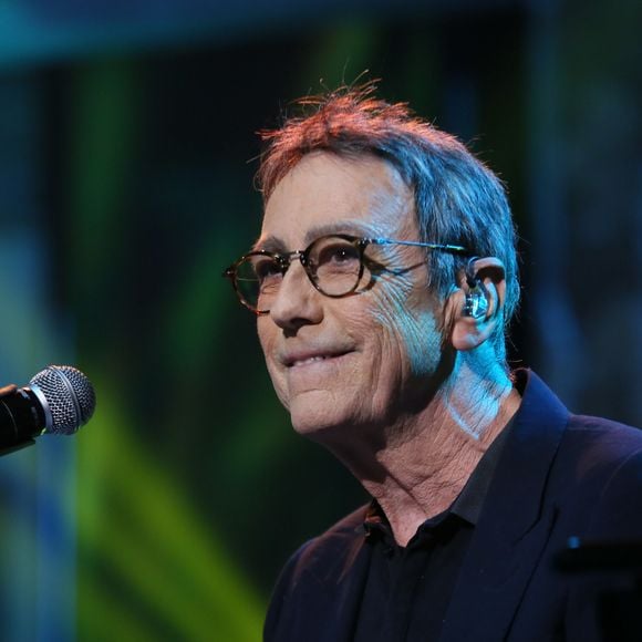 Alain Chamfort - Enregistrement de l'émission "Du côté de chez Dave" à Paris, diffusée le 24 janvier 2016 sur France 3. Le 7 décembre 2015
© CVS / Bestimage