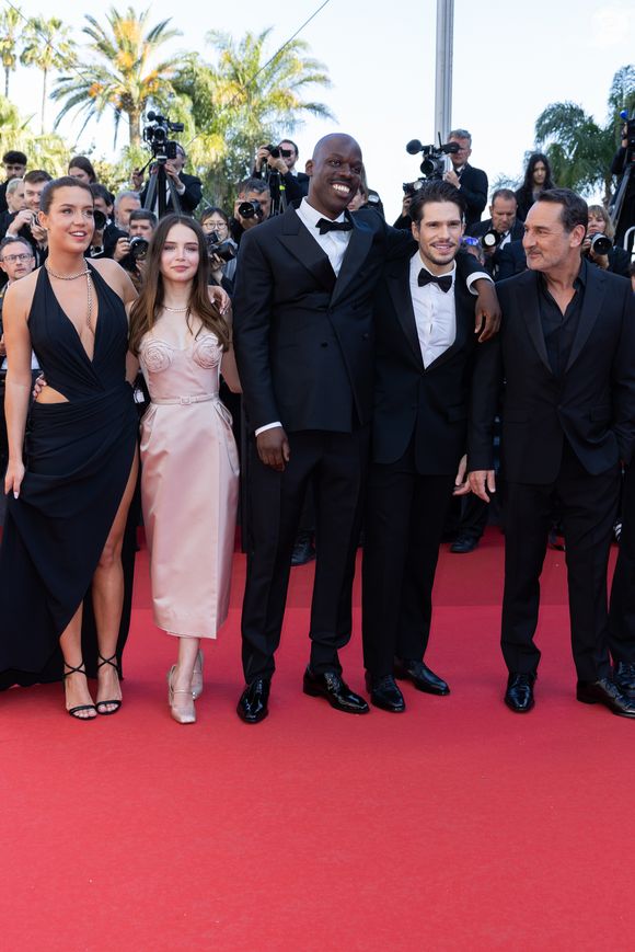 Adèle Exarchopoulos, Mallory Wanecque, Jean-Pascal Zadi, François Civil, Gilles Lellouche - Montée des marches du film « L’amour ouf » lors du 77ème Festival International du Film de Cannes, au Palais des Festivals à Cannes. Le 23 mai 2024
© Olivier Borde / Bestimage