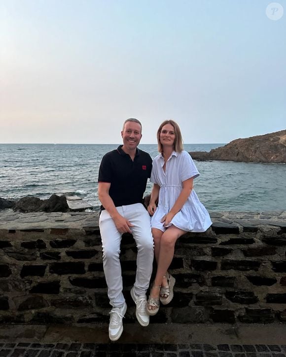 Le 31 janvier 2026, Céline et Clément ont dévoilé sur Instagram une vidéo de leur nouveau compagnon à quatre pattes : un adorable Bouvier bernois.

Famille Baudrand Instagram