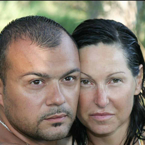 Christophe a changé de vie depuis !


Exclusif- Evelyne Thomas et Christophe Aigrisse en famille à Saint-Tropez