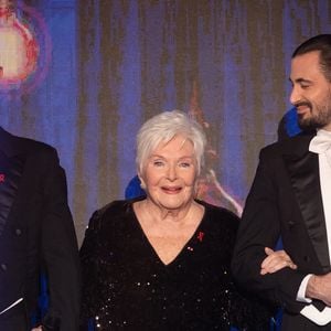 Exclusif - Line Renaud - Enregistrement de l'émission "Sidaction, ensemble contre le Sida - Merci Line" au Paradis Latin à Paris, qui sera diffusée le 27 mars sur France 2. Le 1er mars 2021. 
© C.Guirec-C.Moreau / Bestimage