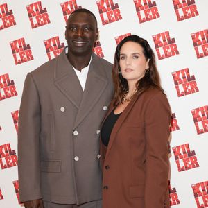 Très discrets, Omar et Hélène Sy protègent leur vie de famille malgré quelques apparitions publiques de leurs enfants.
Omar Sy et Hélène Sy - Avant-première du film "The Killer" au cinéma Pathé Palace à Paris © Coadic Guirec / Olivier Borde / Bestimage