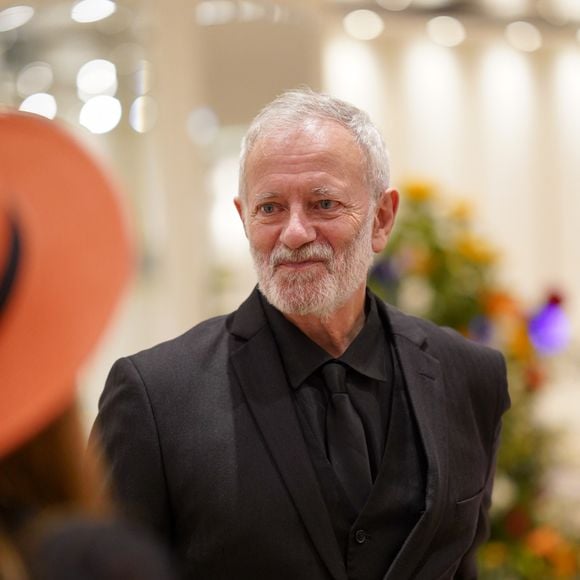 Il avait suivi un régime et un entraînement avec un coach pour retrouver la forme

Francis Huster lors de la 13ème édition du festival Les Héros de la Télé de Beausoleil, le 11 octobre 2025.
© Anne-Sophie Guebey / Bestimage