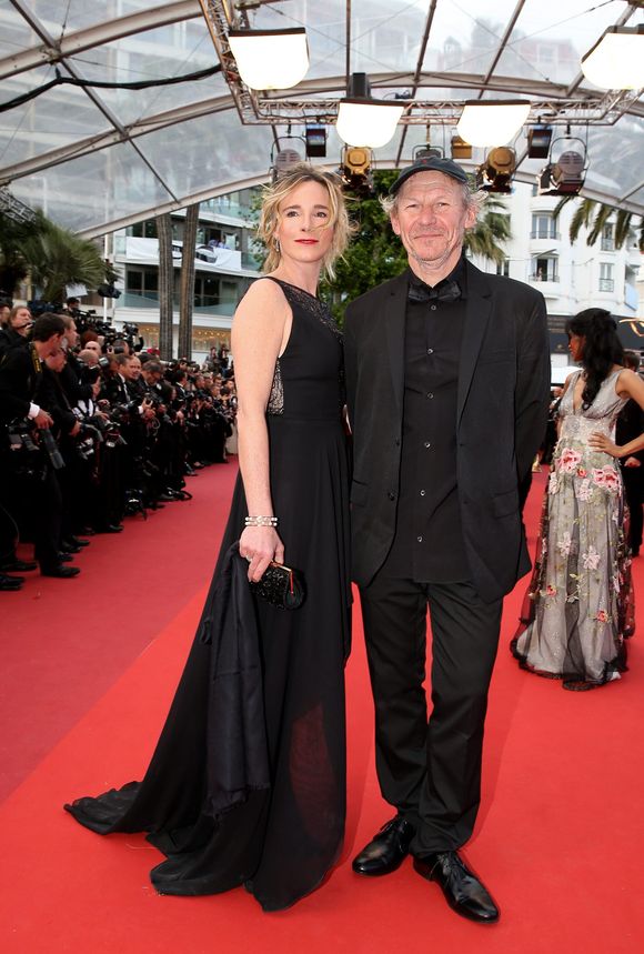 Géraldine Danon (robe Georges Honeika Couture et bracelets Montblanc) et Philippe Poupon - Montée des marches du film "Money Monster" lors du 69ème Festival International du Film de Cannes. Le 12 mai 2016. © Borde-Jacovides-Moreau/Bestimage