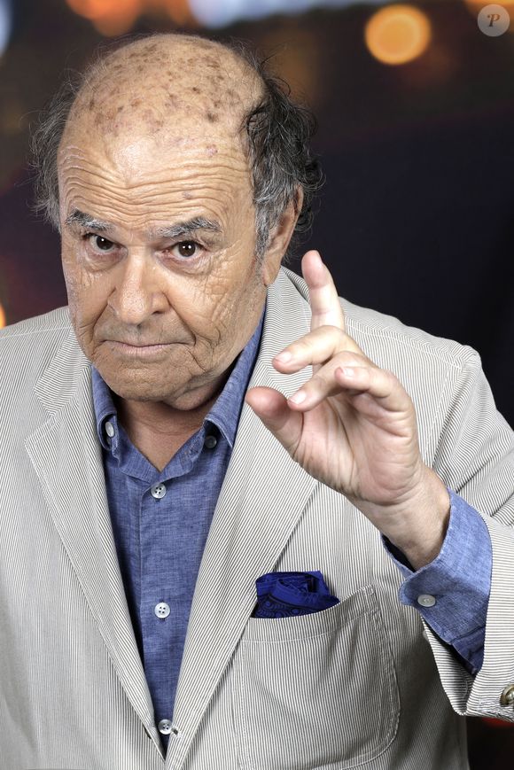 Portrait de Jean Benguigui lors de l'enregistrement de l'émission "Chez Jordan de Luxe" à Paris. Le 10 octobre 2023
© Cédric Perrin / Bestimage