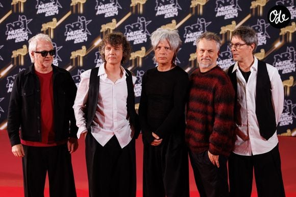 Indochine a ouvert la 28e cérémonie des NRJ Music Awards avec les titres "Victoria" et "L’Aventurier", avant de recevoir un prix d’honneur.

Marc Eliard, Olivier Gérard, Nicolas Sirkis et Dimitri Bodianski, du groupe « Indochine », assistent à la 26e cérémonie des NRJ Music Awards au Palais des Festivals, le 1er novembre 2024 à Cannes, en France. Photo : Anne Barson/ABACAPRESS.COM