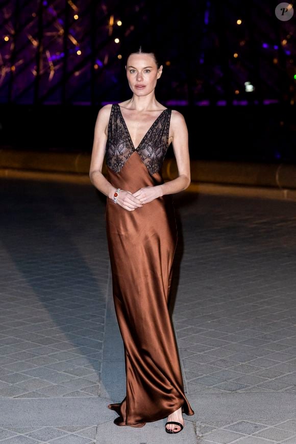 Dree Hemingway - Photo Call du « Le Grand Diner du Louvre « lors de la Fashion Week  à Paris le 5 mars 2025. © Olivier Borde /Bestimage