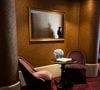 L'hôtel de 101 chambres propose des prestations haut de gamme, des restaurants réputés et un spa entièrement rénové.

Hôtel Fouquet's, situé 46 Avenue George V dans le 8ème arrondissement de Paris, le 25/07/2025. © Jonathan Jacob/Bestimage