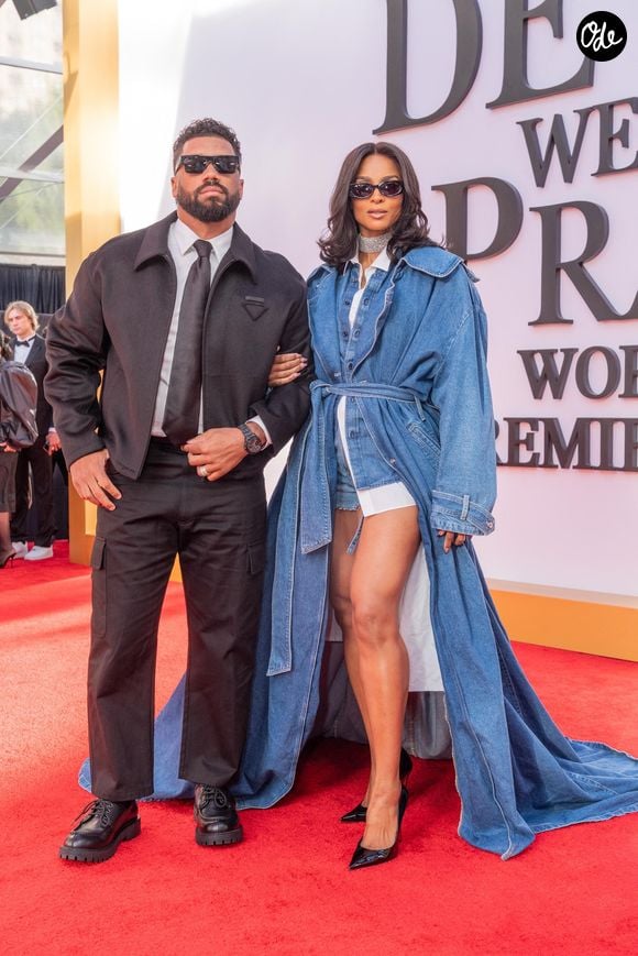 Russell Wilson et Ciara à l'avant-première mondiale de "Le Diable s'habille en Prada 2" à New York, en avril 2026.

© Lev Radin/ZUMA Press Wire
