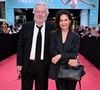 Après avoir longtemps été locataire à Saint-Sulpice, le comédien a choisi d'acheter juste en face de son ancien logement, dans un quartier où il se sent véritablement chez lui.

Pierre Arditi et sa femme Evelyne Bouix - Tapis rouge de la soirée d'ouverture de la 7ème édition du festival Cineroman à Nice le 29 septembre 2025. © Dominique Jacovides - Bruno Bebert / Bestimage
