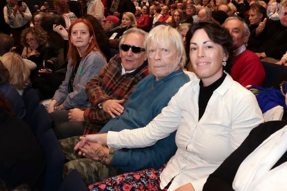 Exclusif - Gilbert Montagné, Renaud et sa femme Cerise dans le public du concert de Hugues Aufray au Le Dôme de Paris - Palais des Sports le 9 novembre 2025.

© Jack Tribeca / Bestimage