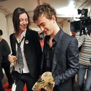 EXCLUSIF - Renan Luce et Lolita Sechan dans les coulisses de la 23ème cérémonie des Victoires de la Musique qui s'est tenue au Zénith de Paris le 8 mars 2008. Photo Gouhier-Nebinger/ABACAPRESS.COM