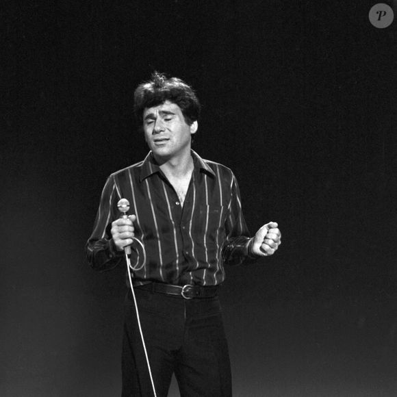 Le chanteur de jazz, poète et peintre français Claude Nougaro, Allemagne, années 1960. Photo par DPA/ABACAPRESS.COM