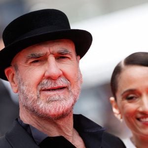 Eric Cantona et sa femme Rachida Brakni - Montée des marches du film " Soudain " lors du 79ème Festival International du Film de Cannes, le 15 mai 2026. © Jacovides-Moreau / Bestimage