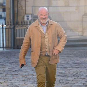 Le chef Philippe Etchebest participe au petit-Déjeuner des les partenaires de la 3ème édition du Festival Bon (du 13 au 19 octobre) à la mairie de Bordeaux, France, le 18 septembre 2025. © Jean-Bernard Nadeau/Bestimage