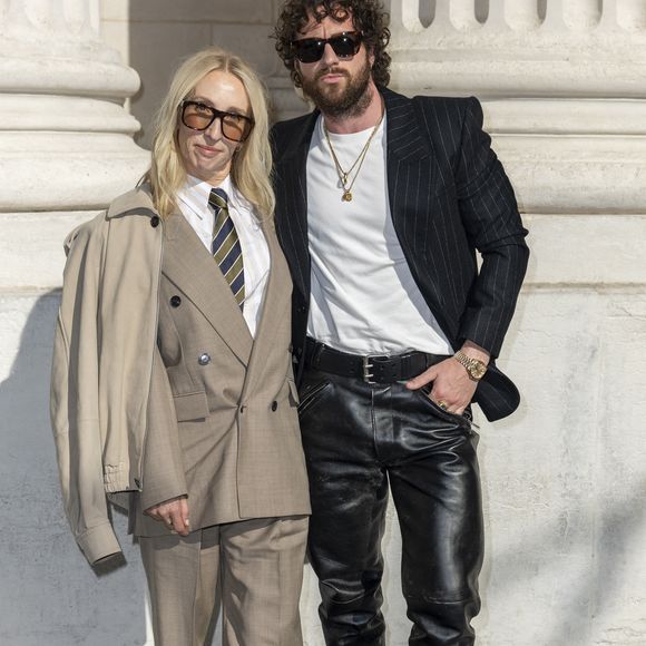 Sam Taylor-Johnson, Aaron Taylor-Johnson – Photocall du Défilé de mode Saint Laurent Homme, Collection Printemps-Été 2026 dans le cadre de la Fashion Week de Paris, France, le 24 juin 2025.
 
© Olivier Borde / Bestimage