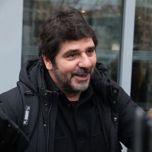 Exclusif - Patrick Fiori à la sortie des studios de RTL à Neuilly-sur-Seine, France, le 12 février 2025. © Bestimage