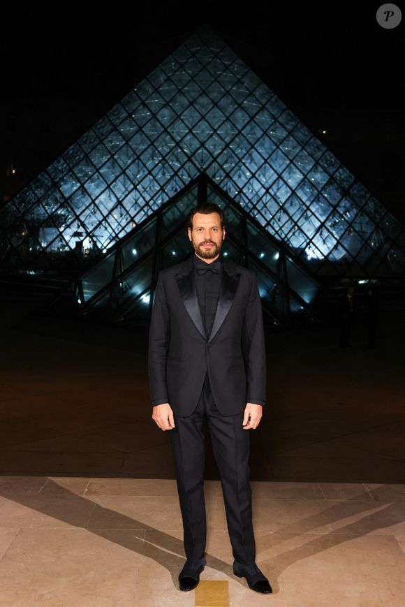 Laurent Lafitte Arrivées au Grand Dîner du Louvre 2026 à Paris pendant la fashion week Prêt à Porter femme automne/hiver 2026-2027 (PFW)
 

 
© Olivier Borde / Bestimage