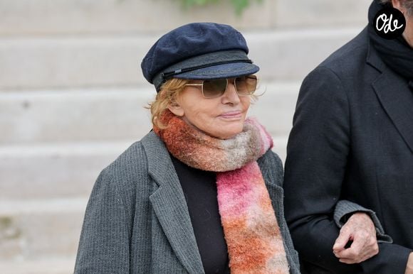 Nadine Trintignant - Sortie des obsèques de l'auteure-compositrice-interprète et actrice française Françoise Hardy au crématorium du cimetière du Père-Lachaise à Paris, France, le 20 juin 2024. © Jacovides-Moreau/Bestimage