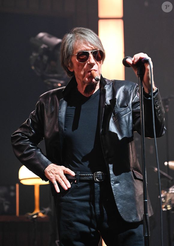 Jacques Dutronc et Thomas Dutronc en showcase de leur tournée "Dutronc & Dutronc" au Centre Evénementiel de Courbevoie le 11 avril 2022. © Coadic Guirec/Bestimage