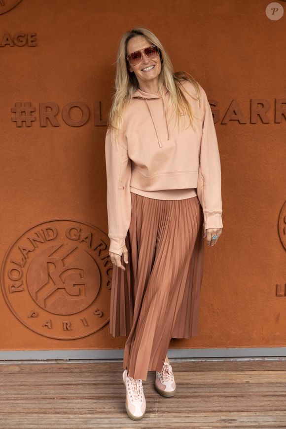 Estelle Lefébure au village lors des Internationaux de France de Tennis de Roland Garros 2025, à Paris, France, le 5 Juin 2025. © Jacovides-Moreau/Bestimage