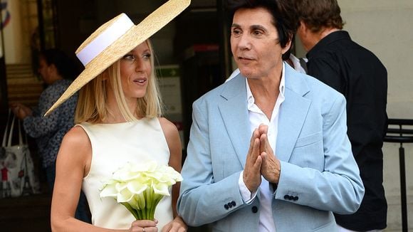 “Ça m’a fait réfléchir” : Jean-Luc Lahaye marié à sa jeune compagne Paola, une situation particulière l’a convaincu