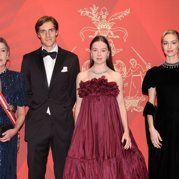 La princesse Caroline de Hanovre,  Ben-Sylvester Strautmann, sa fiancée la princesse Alexandra de Hanovre et Beatrice Borroméo Casiraghi durant la traditionnelle soirée de la Fête Nationale Monégasque au Grimaldi Forum à Monaco, le 19 novembre 2024. La Famille Princière et leurs convives ont assisté à un opéra en 4 actes "La Bohême". © JC VINAJ / Pool Monaco / Bestimage