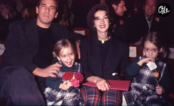 Thierry Ardisson avec Béatrice Loustalan et ses deux filles, Manon et Ninon.
© Rindoff-Garcia / Bestimage