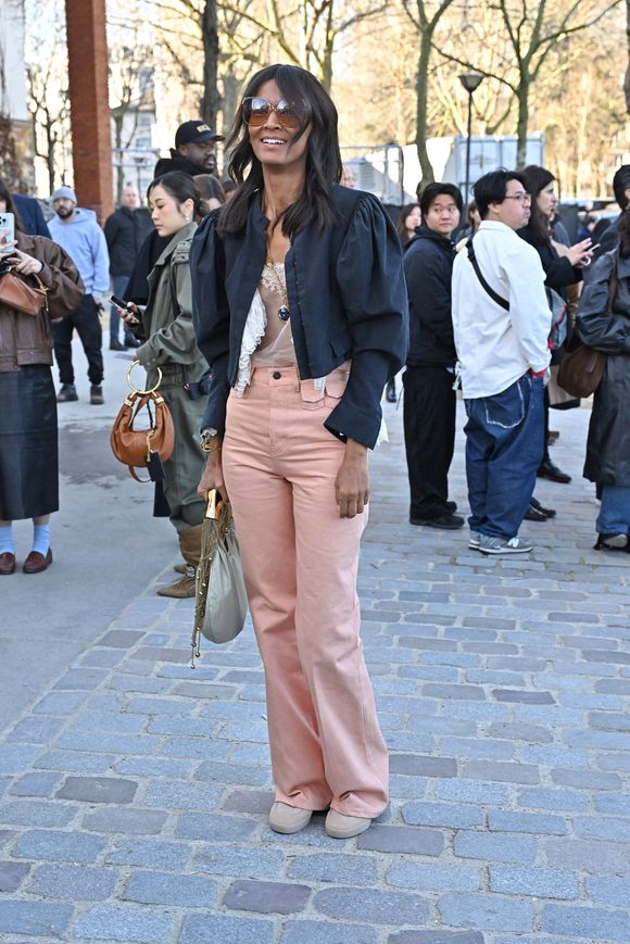 Liya Kebede arrive au défilé Chloé pendant la semaine de la mode à Paris, France, le 6 mars 2025. Photo by Julien Reynaud/APS-Medias/ABACAPRESS.COM